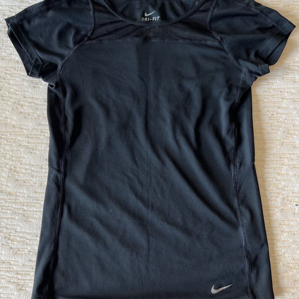 Nike Drifit Tee XS